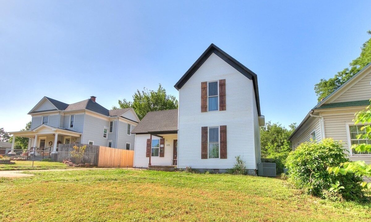 Photo of Outdoor in Guthrie