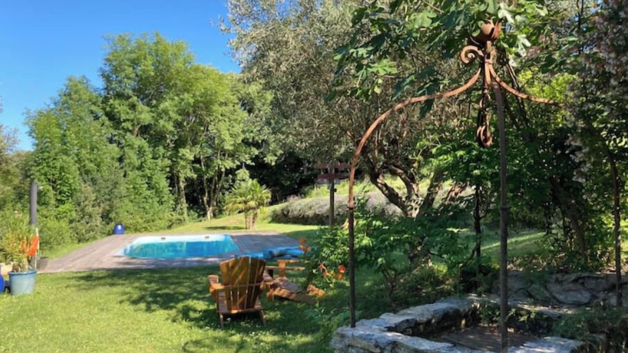 Photo of Outdoor in Reynes