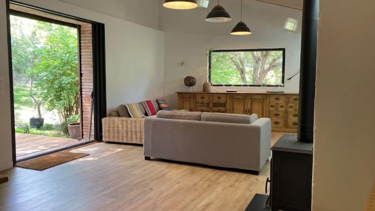 Photo of Livingroom in Reynes