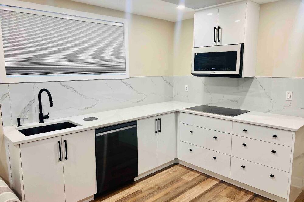 Photo of Kitchen in Ottawa Division