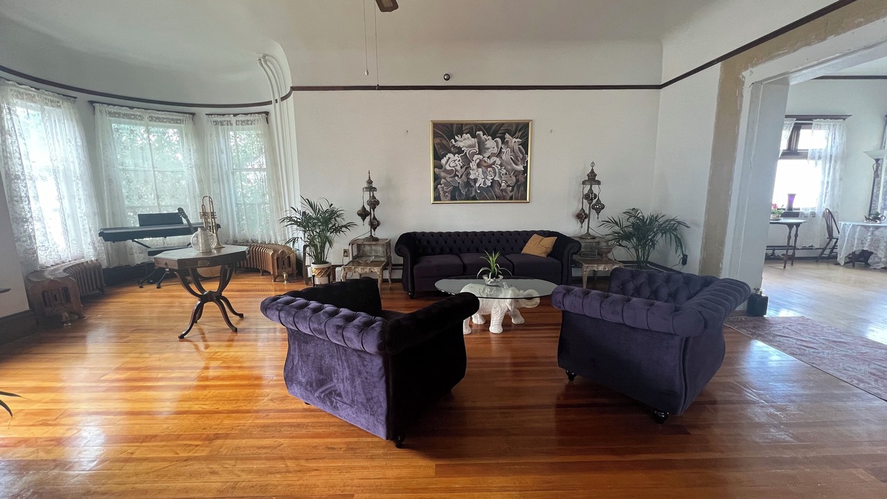 Photo of Livingroom in Buffalo