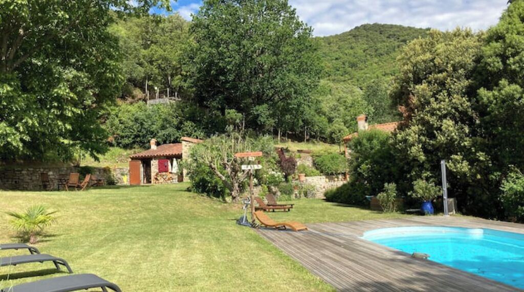 Photo of Outdoor in Reynes