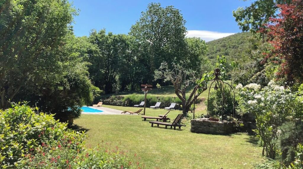 Photo of Outdoor in Reynes