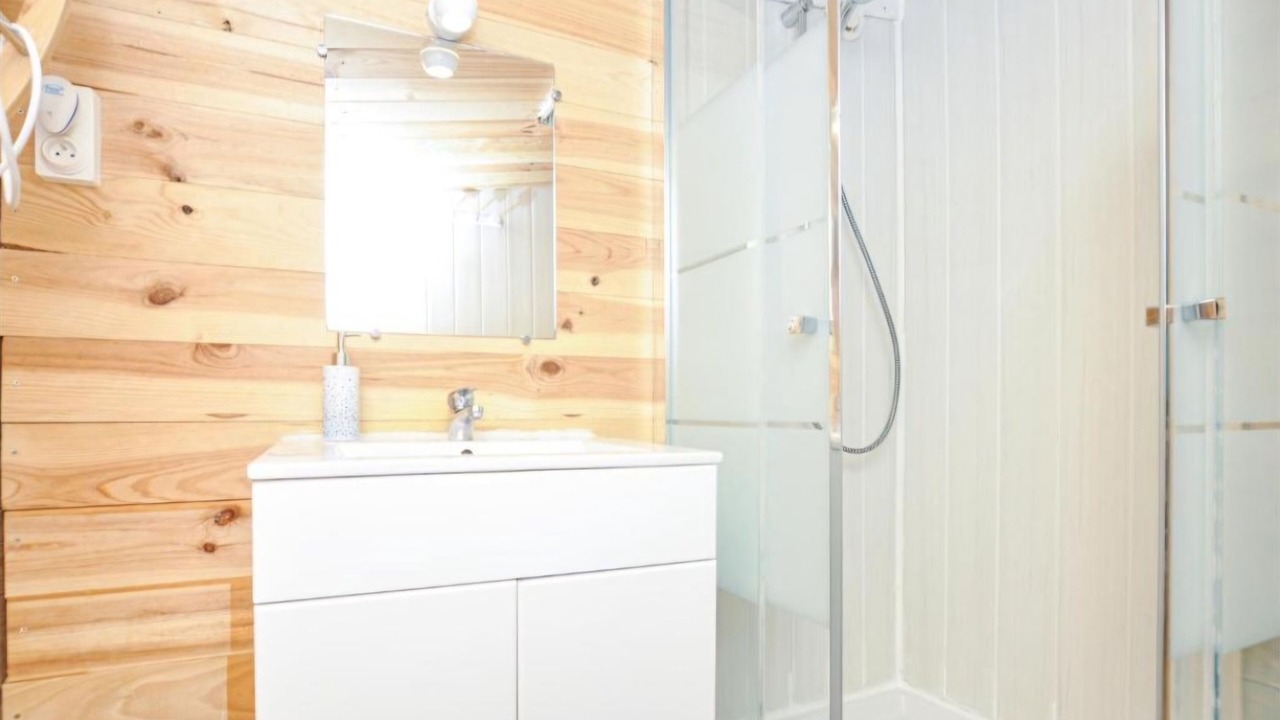 Photo of Bathroom in Eoulx