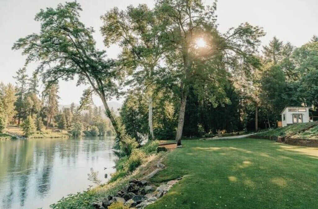 Photo of Outdoor in Fruitdale