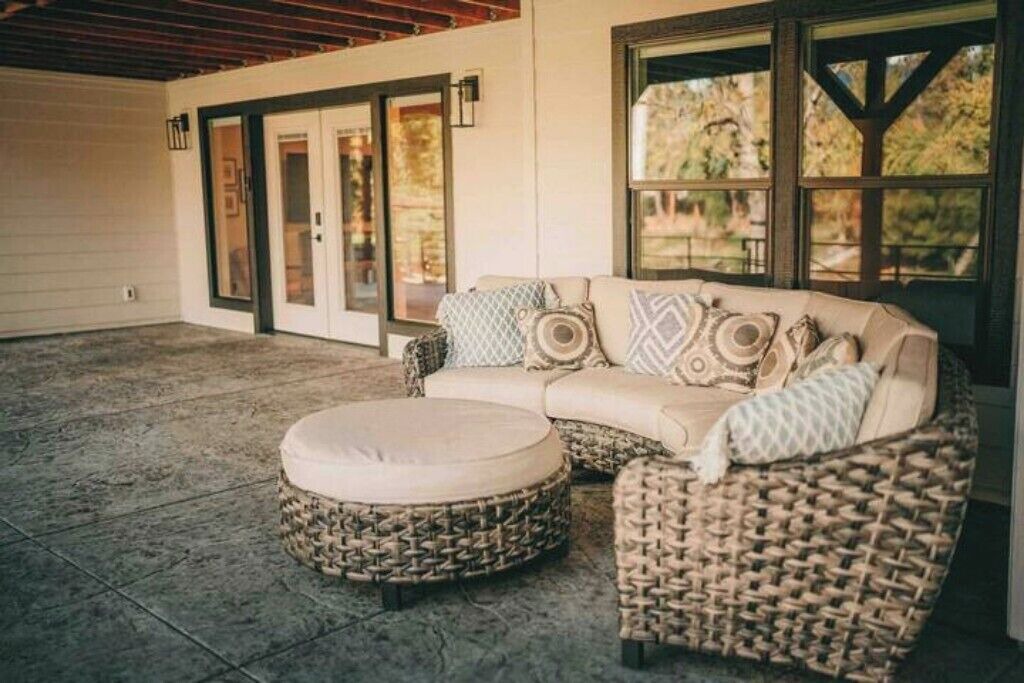 Photo of Patio Balcony in Fruitdale