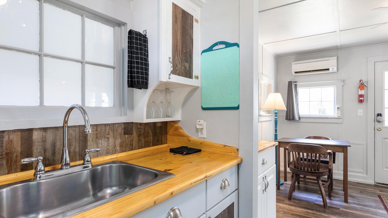 Photo of Kitchen in Rockaway Beach