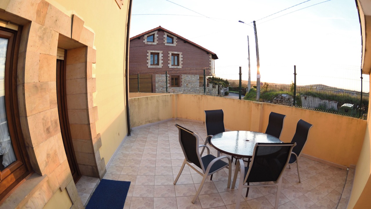 Photo of Patio Balcony in Mogro