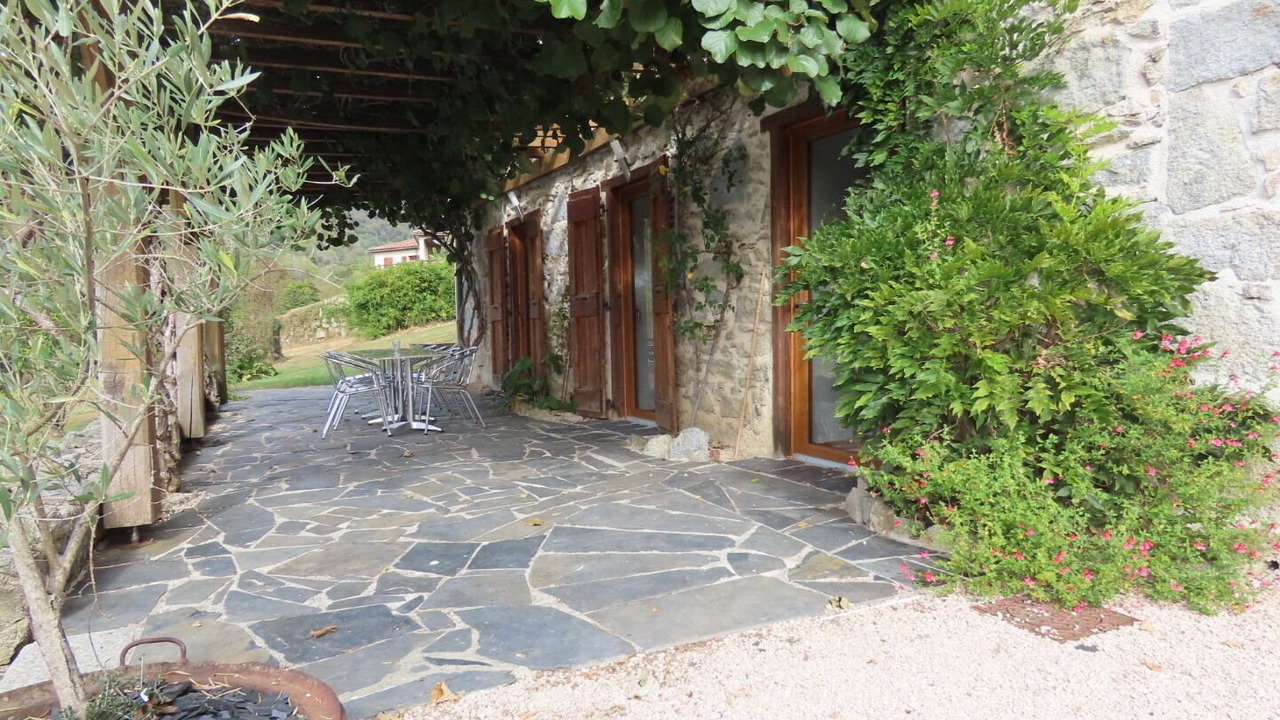Photo of Patio Balcony in Soulan