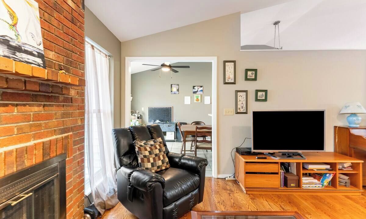 Photo of Livingroom in Olivette