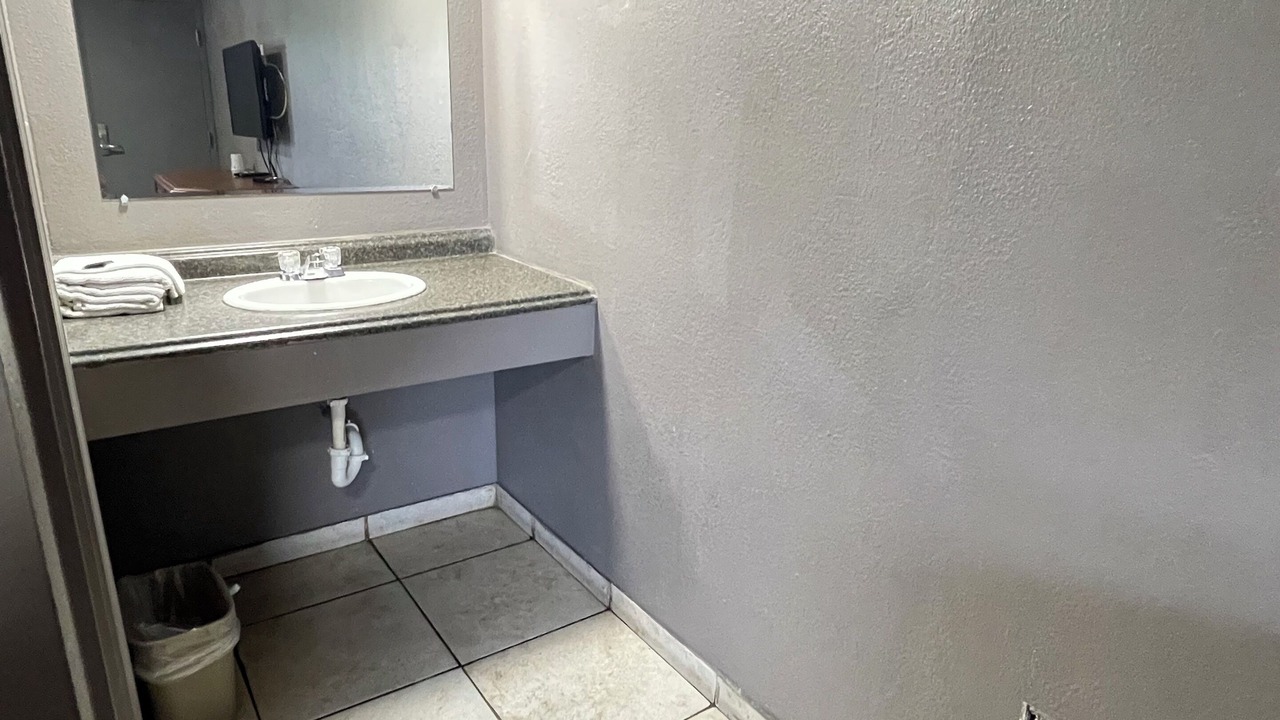 Photo of Bathroom in Port Allen