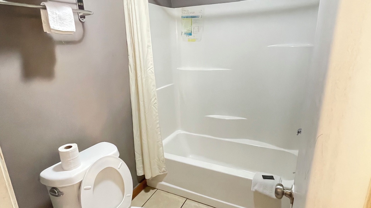 Photo of Bathroom in Port Allen