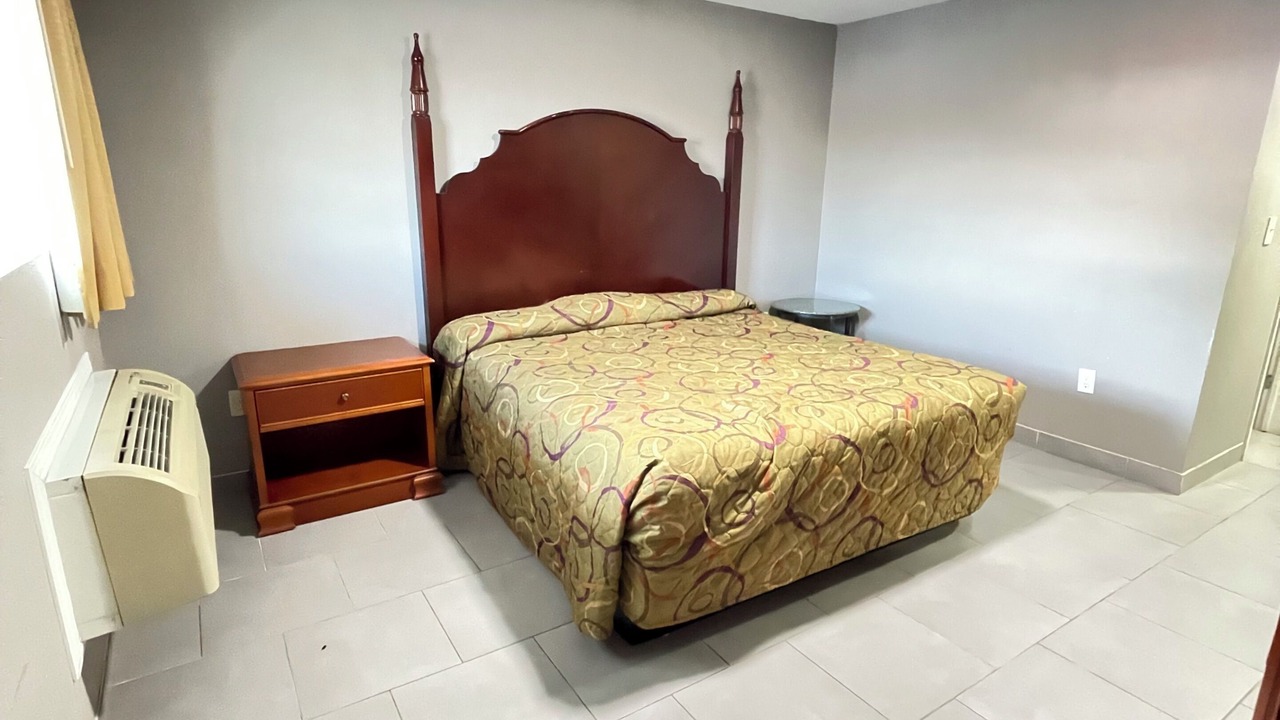 Photo of Bedroom in Port Allen