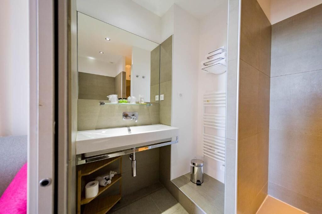 Photo of Bathroom in Le Lavandou