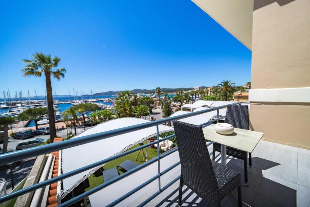 Photo of Patio Balcony in Le Lavandou