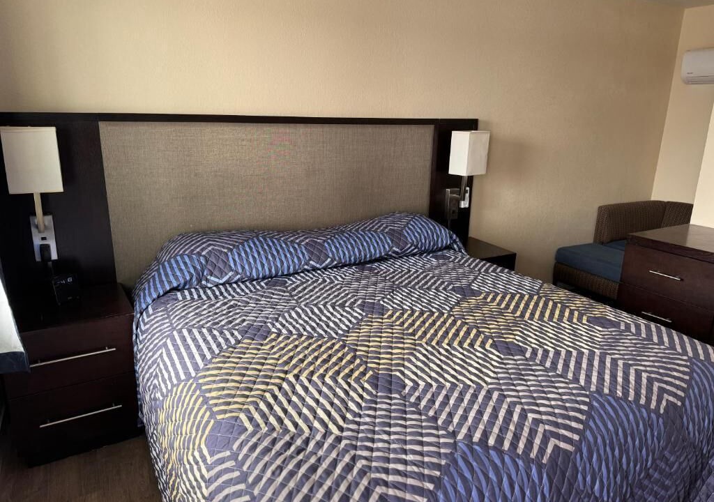 Photo of Bedroom in Tulelake