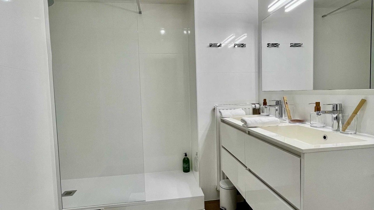 Photo of Bathroom in Montreuil