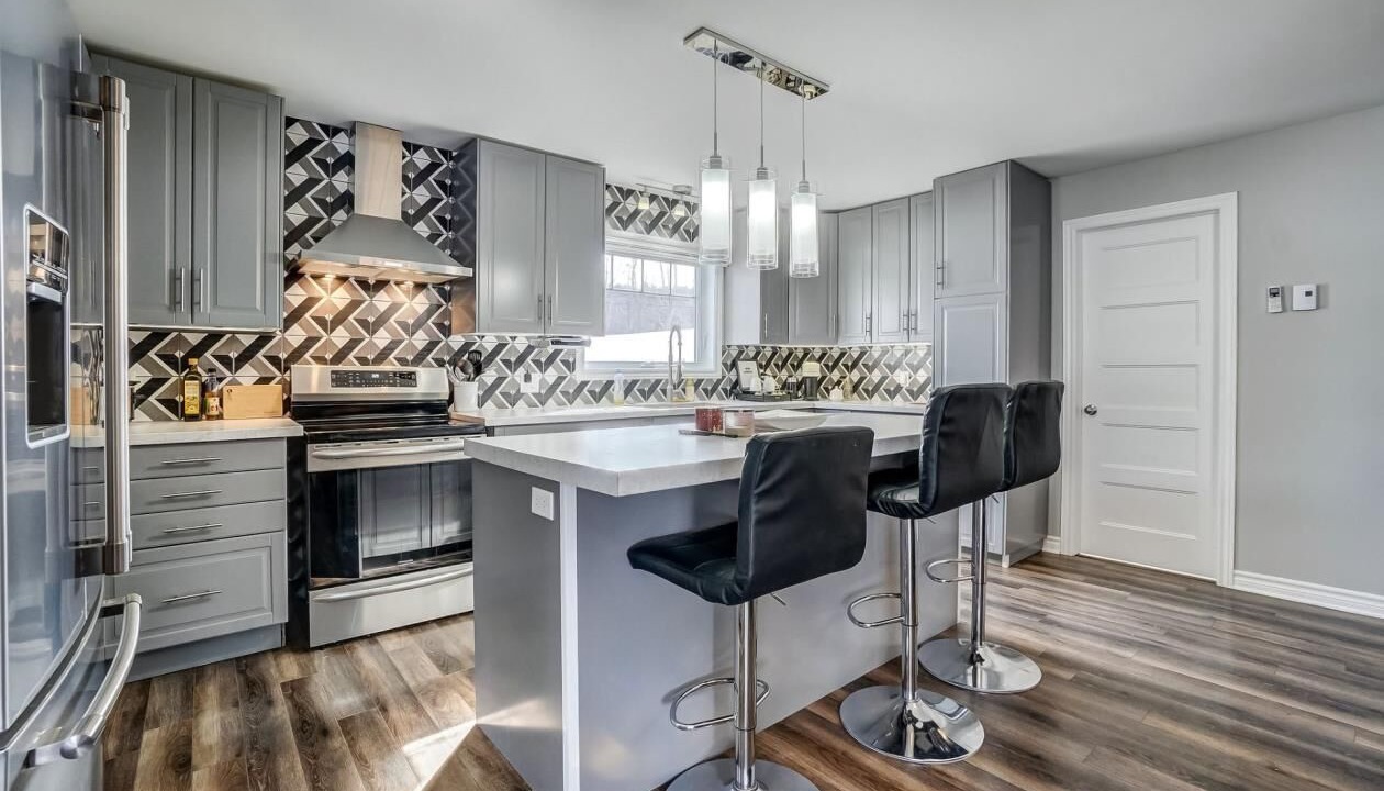 Photo of Kitchen in Val-des-Monts