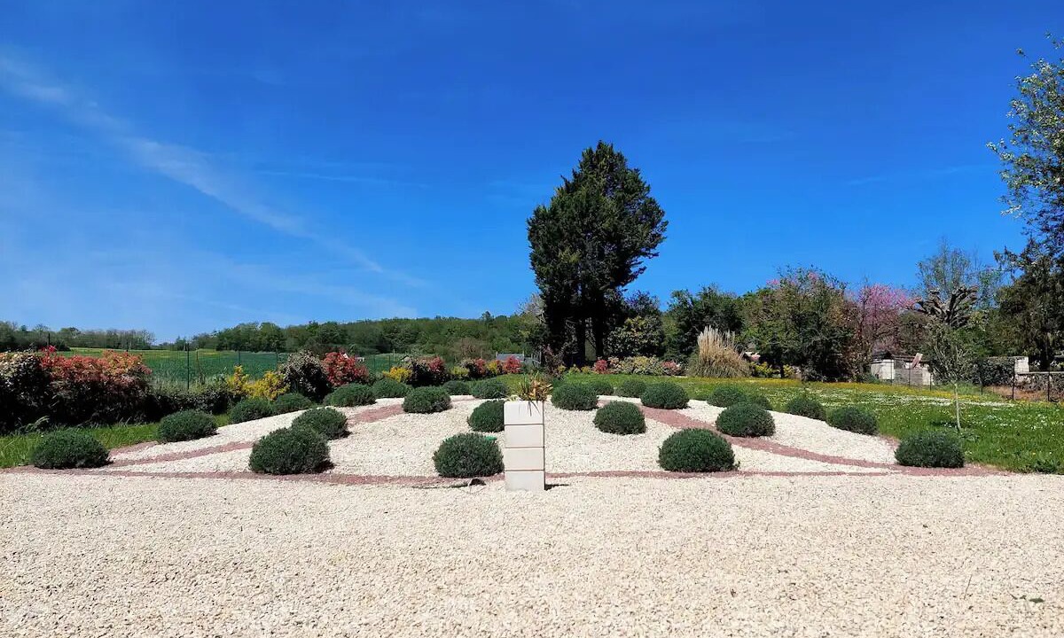 Photo of Outdoor in Roiffe