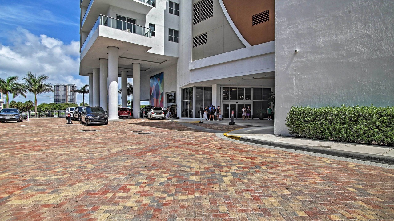 Photo of Others in Hallandale Beach