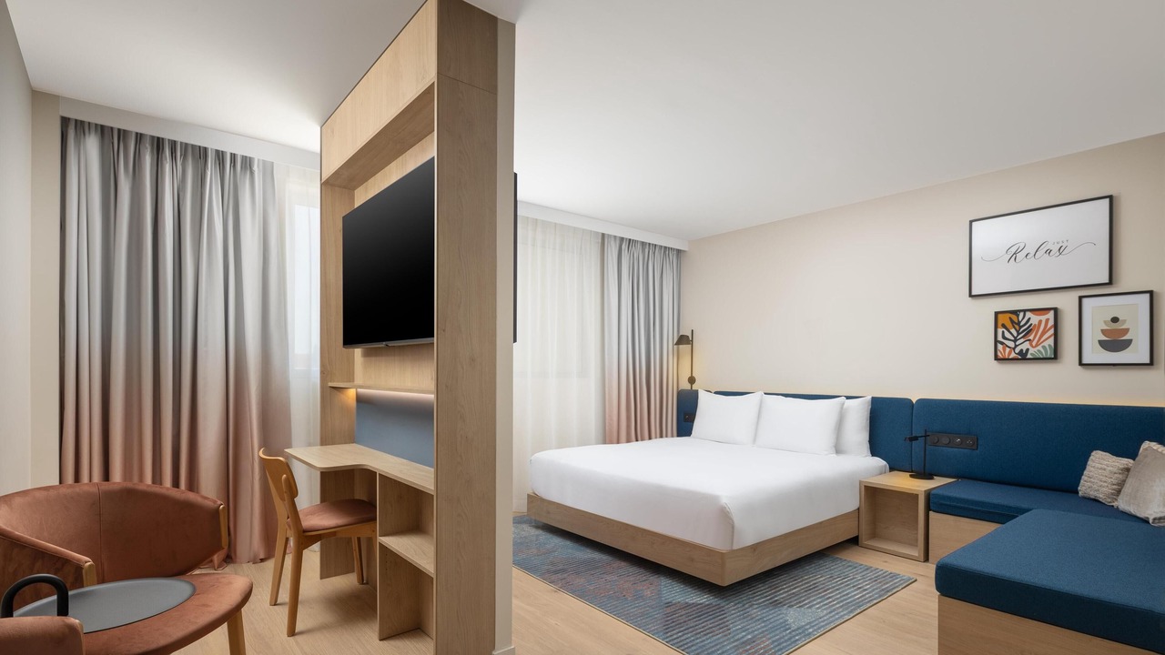 Photo of Bedroom in Roissy-en-France
