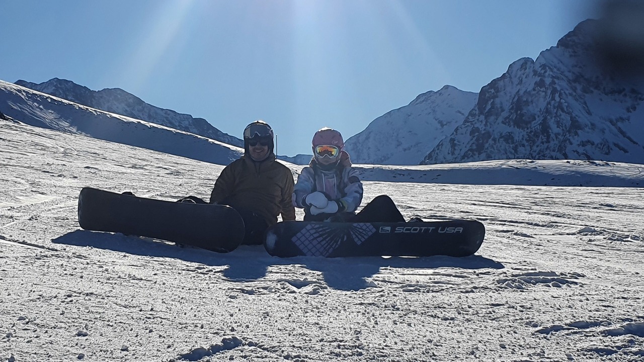 Photo of Outdoor in Sarrancolin