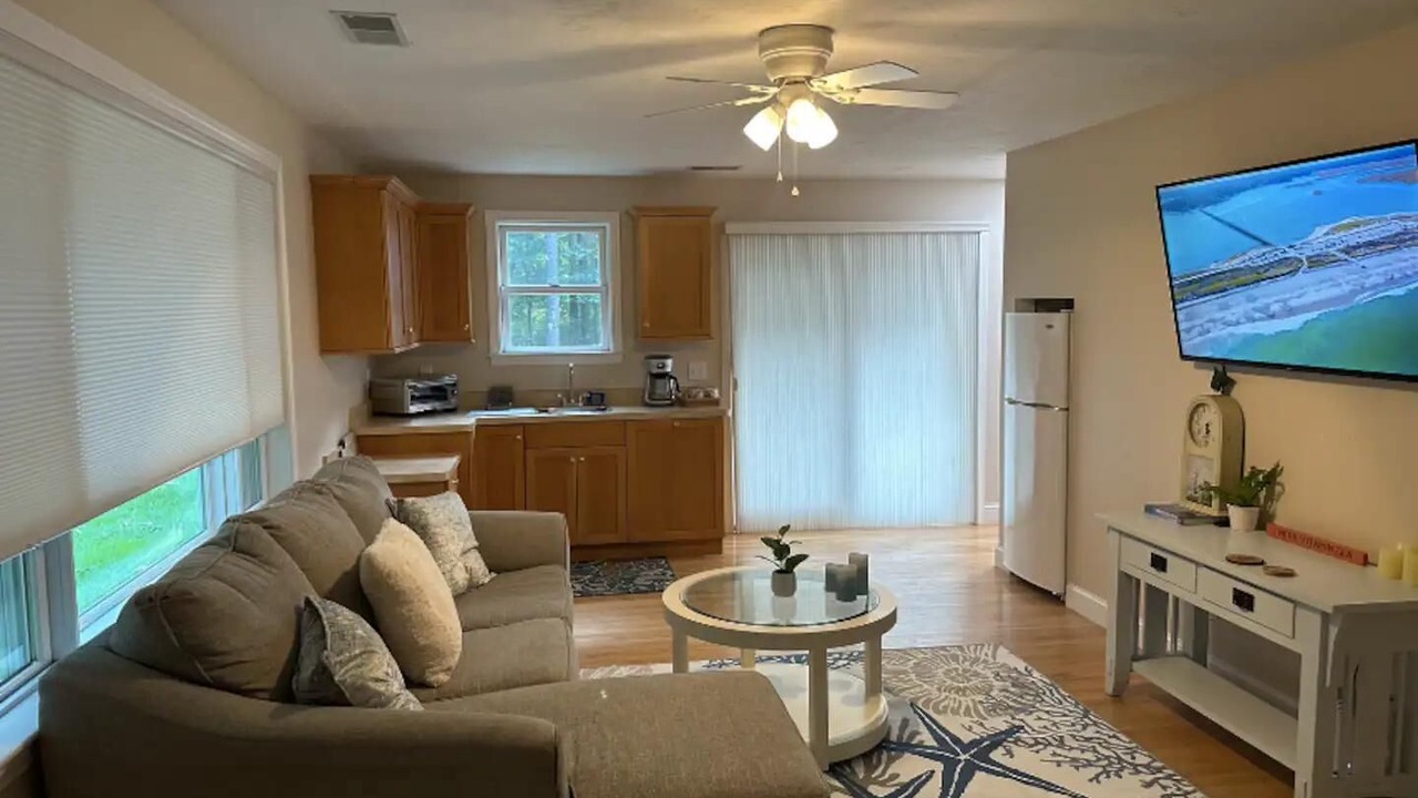 Photo of Livingroom in Duxbury