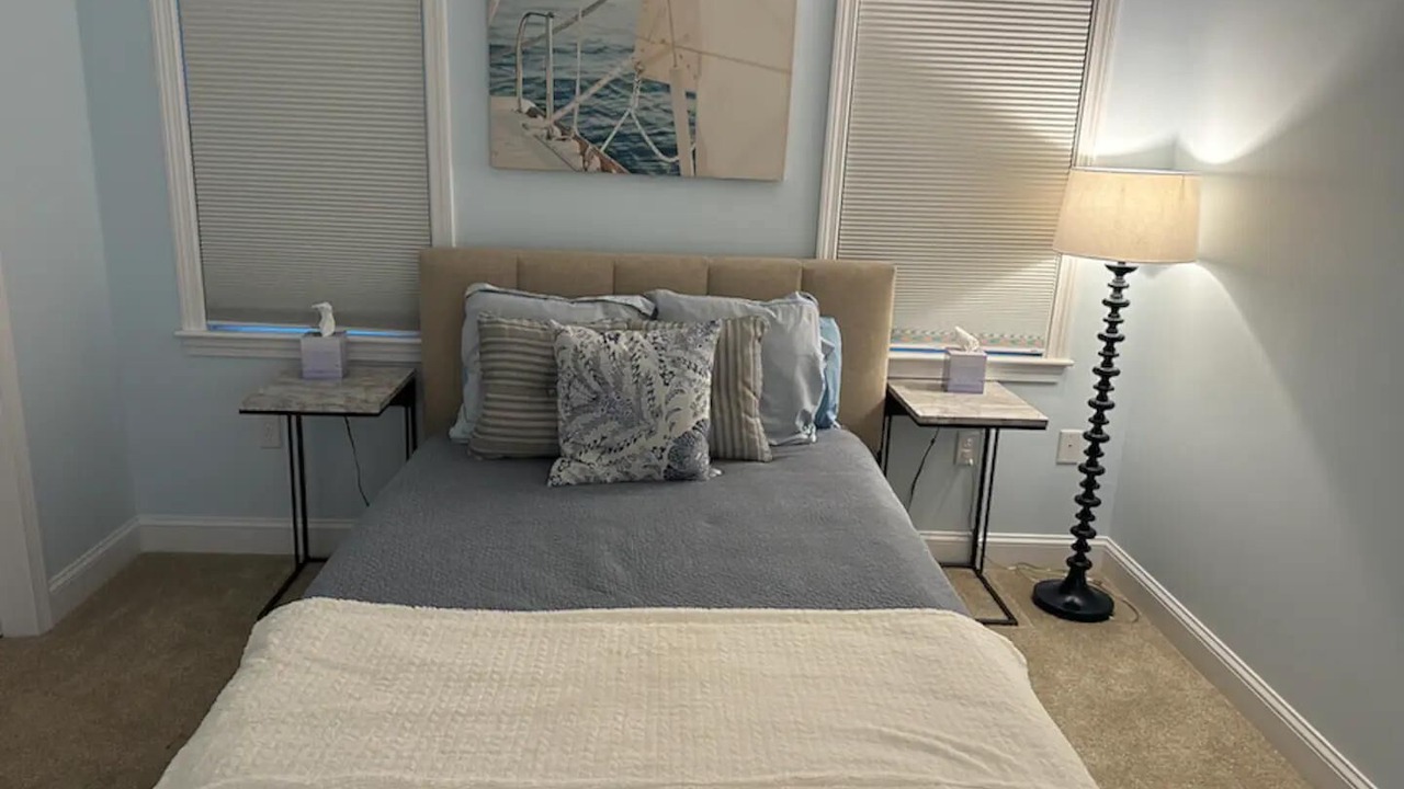 Photo of Bedroom in Duxbury