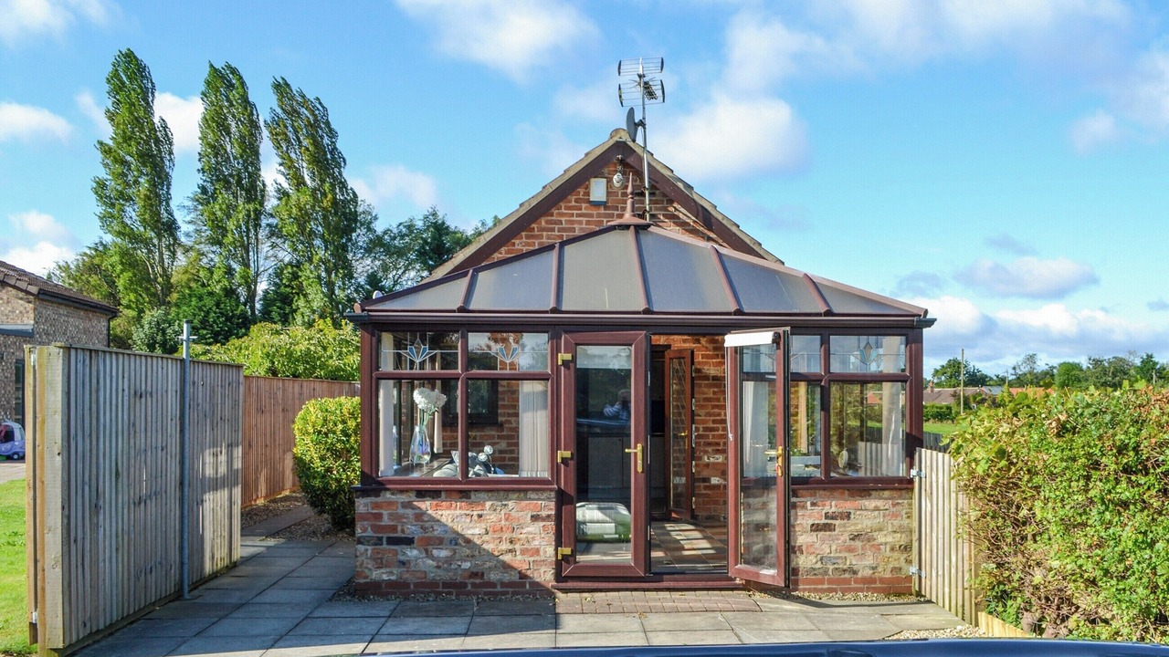 Photo of Others in Low Catton