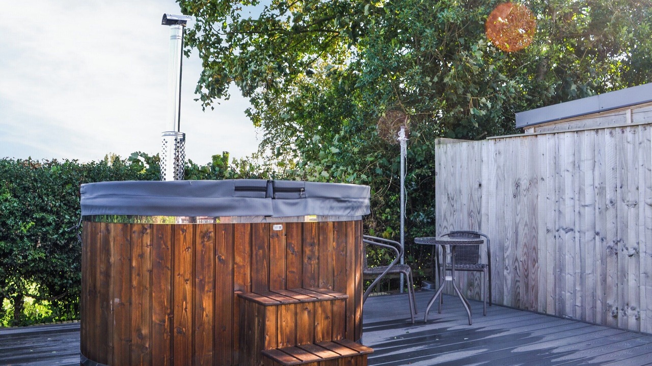 Photo of Outdoor in Low Catton