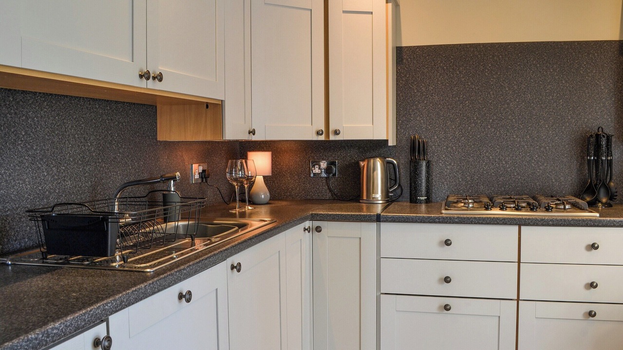 Photo of Others in Low Catton