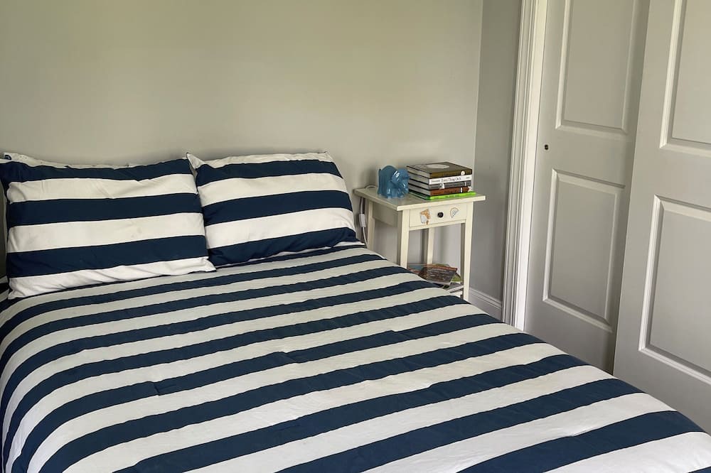 Photo of Others in Center Moriches