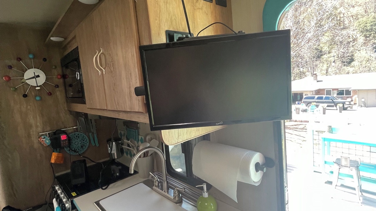 Photo of Kitchen in Douglas City