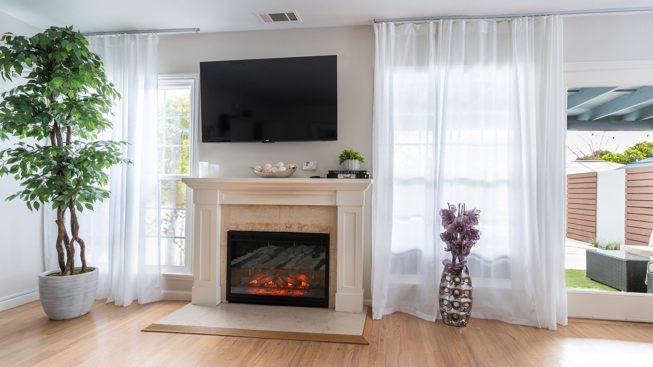 Photo of Livingroom in The Plaza