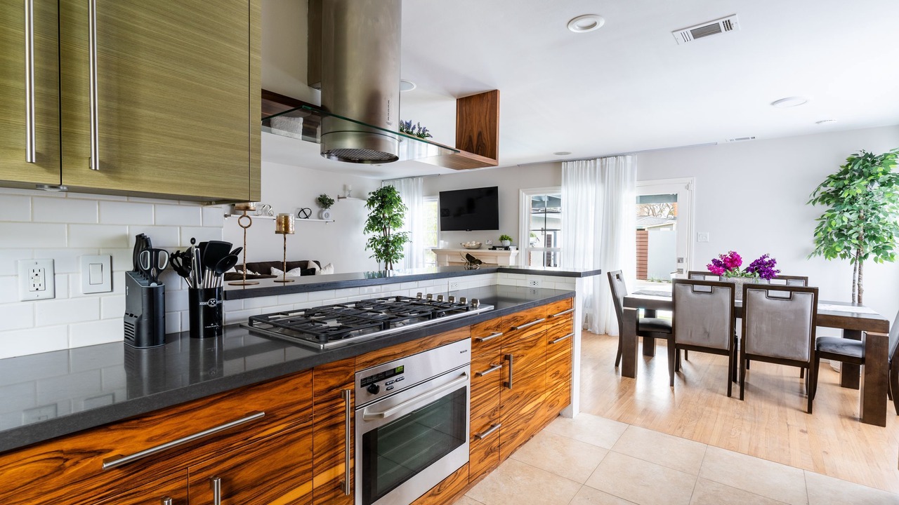 Photo of Kitchen in The Plaza