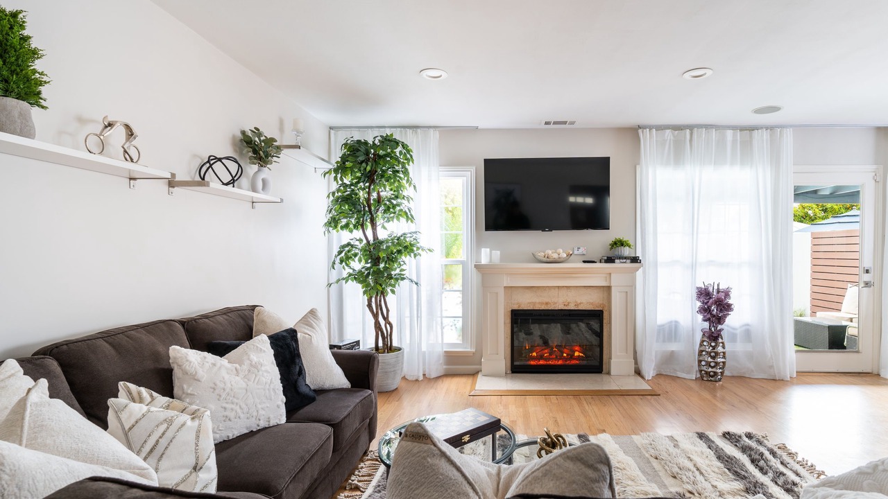 Photo of Livingroom in The Plaza