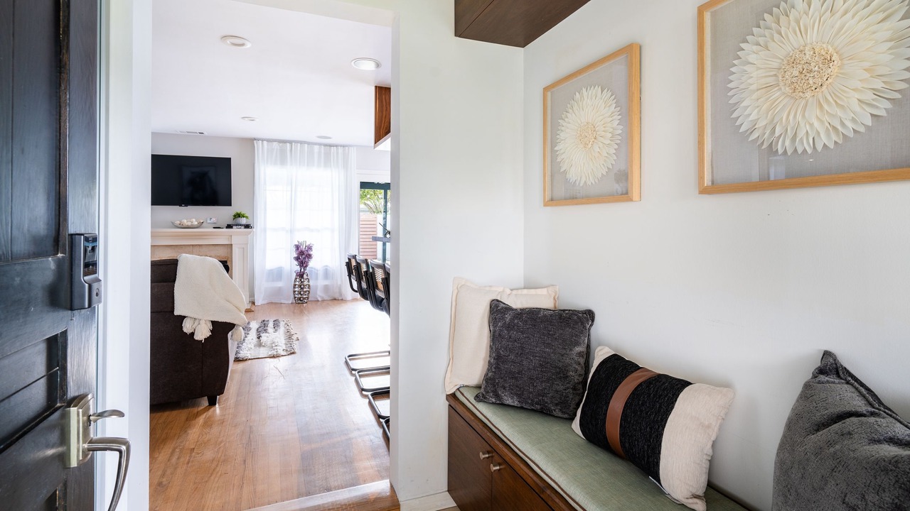Photo of Livingroom in The Plaza