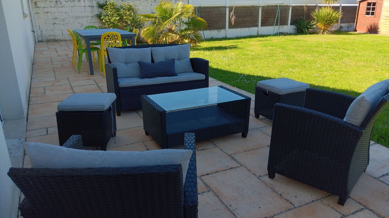 Photo of Patio Balcony in LʼAiguillon-sur-Mer