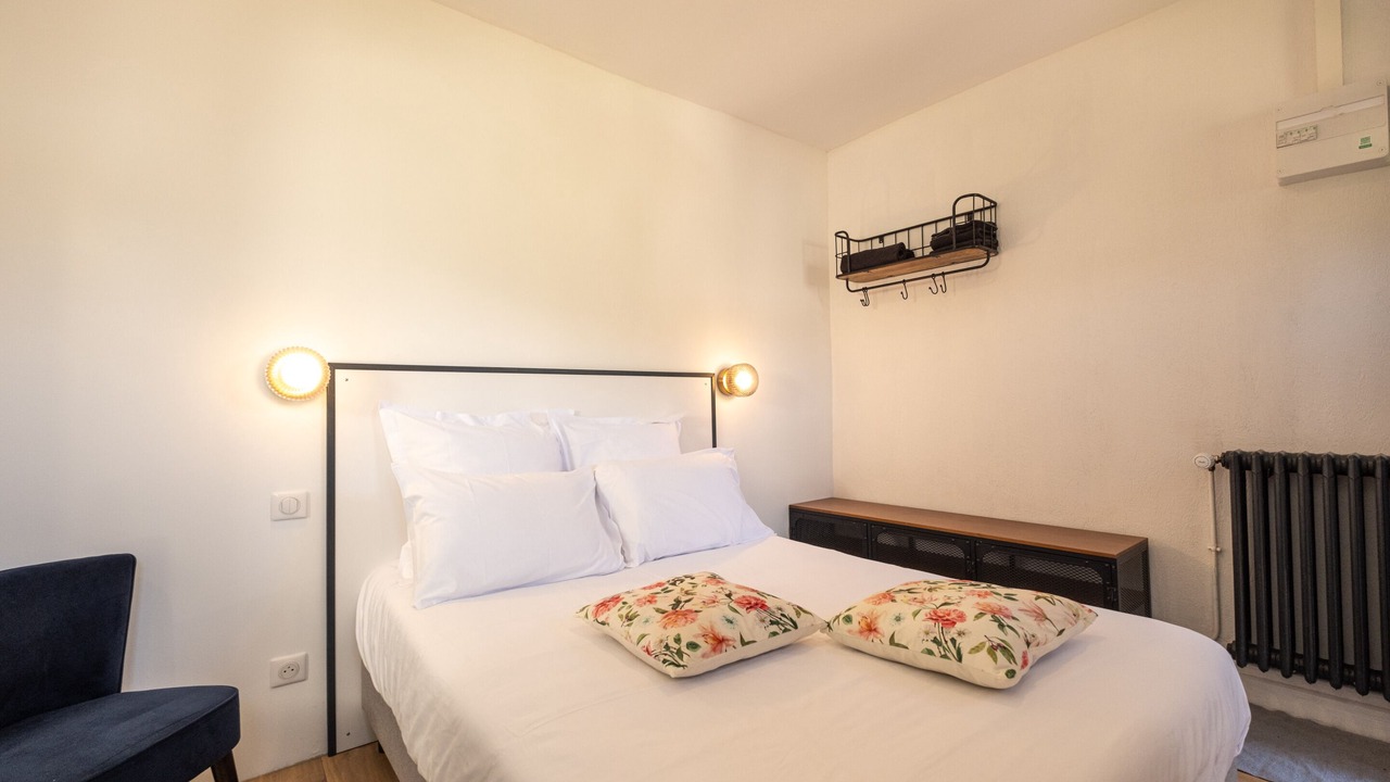 Photo of Bedroom in Venthon