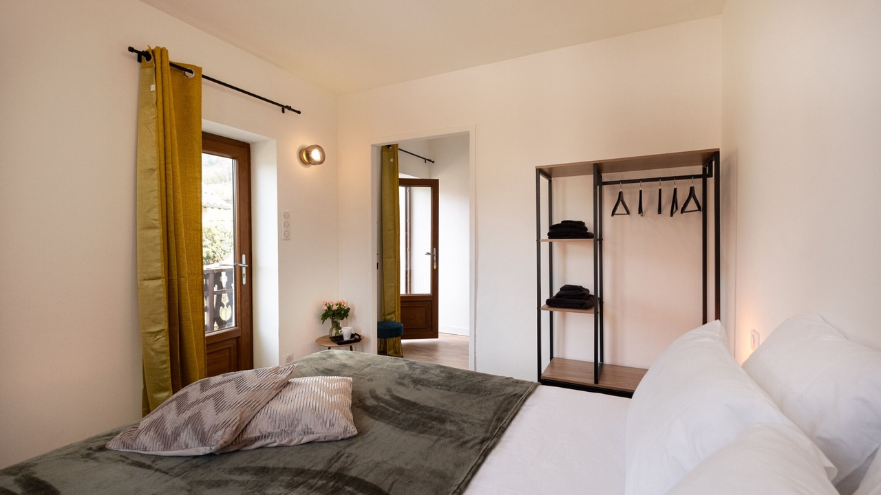 Photo of Bedroom in Venthon