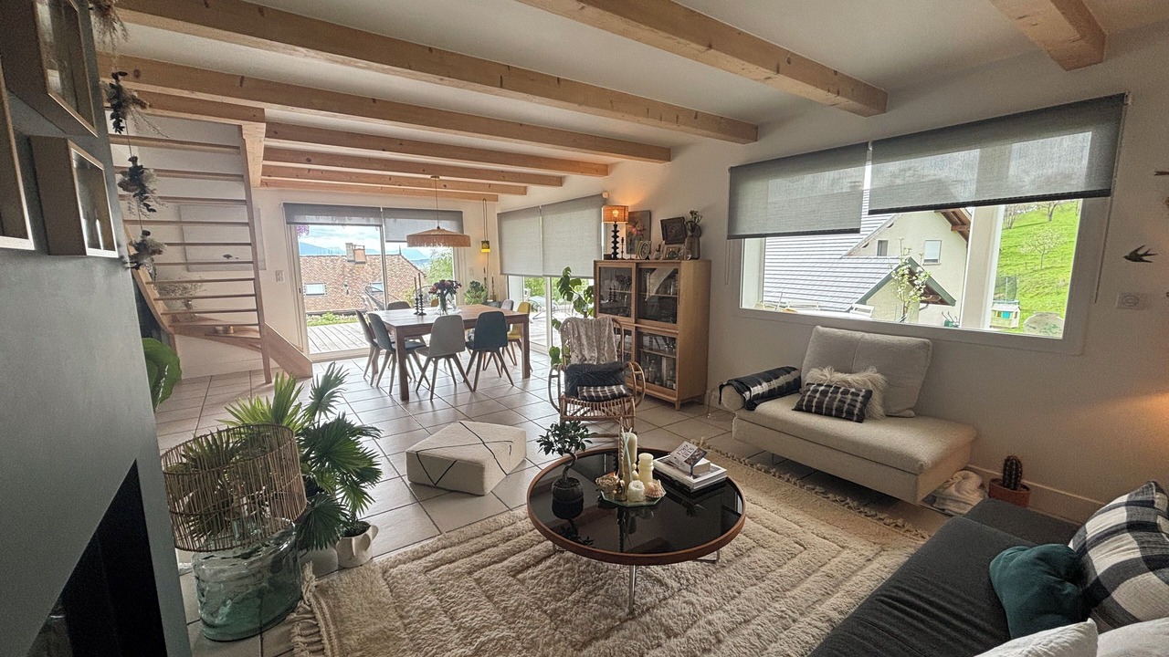 Photo of Livingroom in Cruseilles