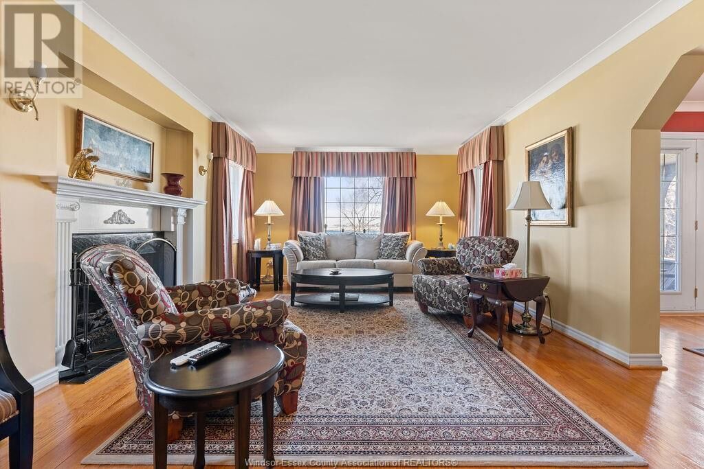Photo of Livingroom in Boblo Island