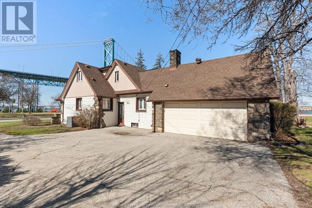 Photo of Outdoor in Boblo Island