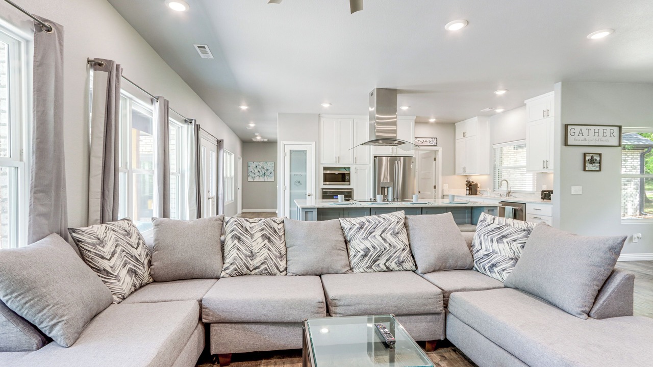 Photo of Livingroom in Farmington