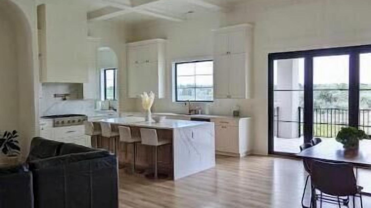 Photo of Livingroom in South Richland