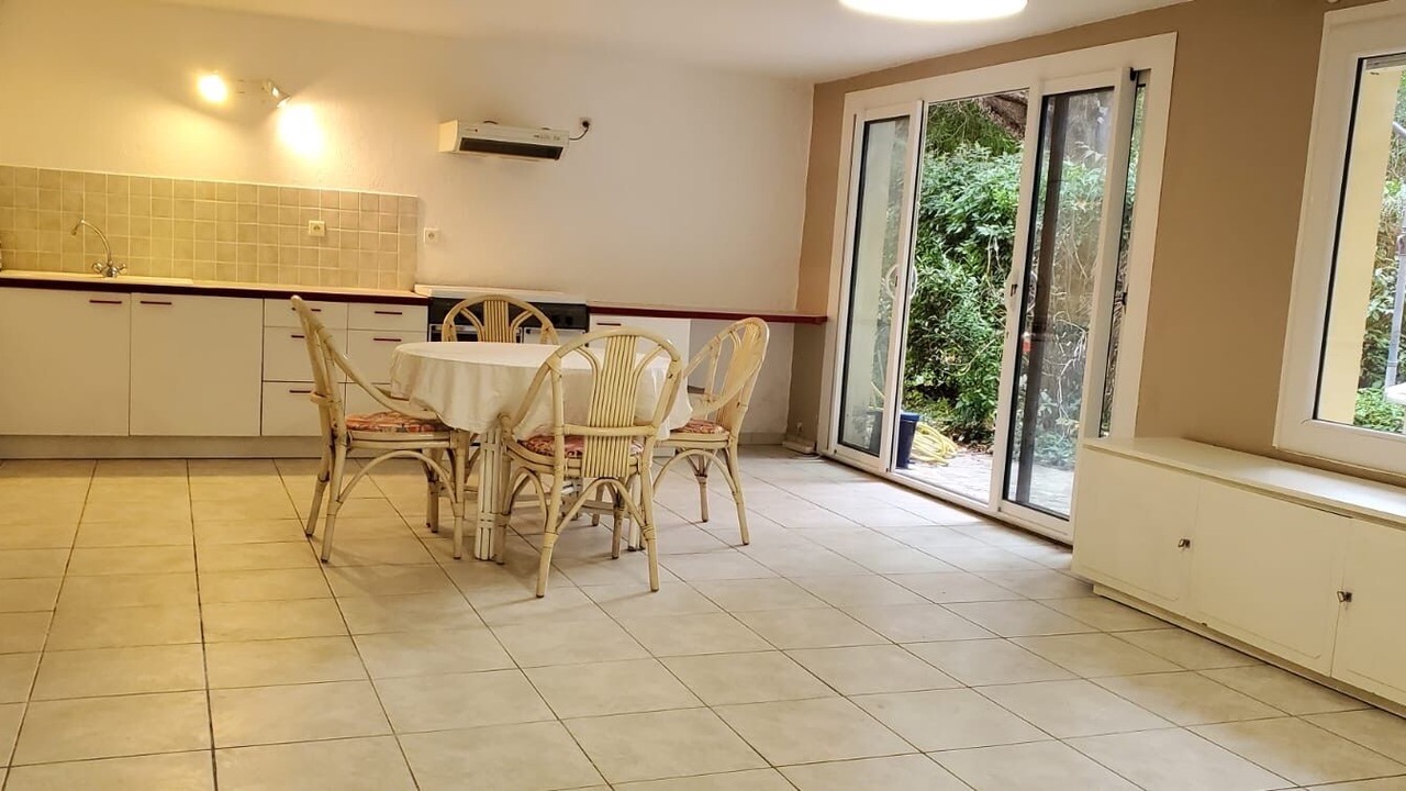 Photo of Kitchen in Montferrer