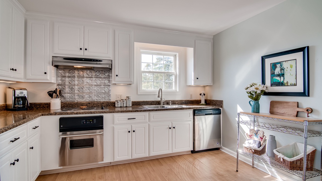 Photo of Kitchen in Langley