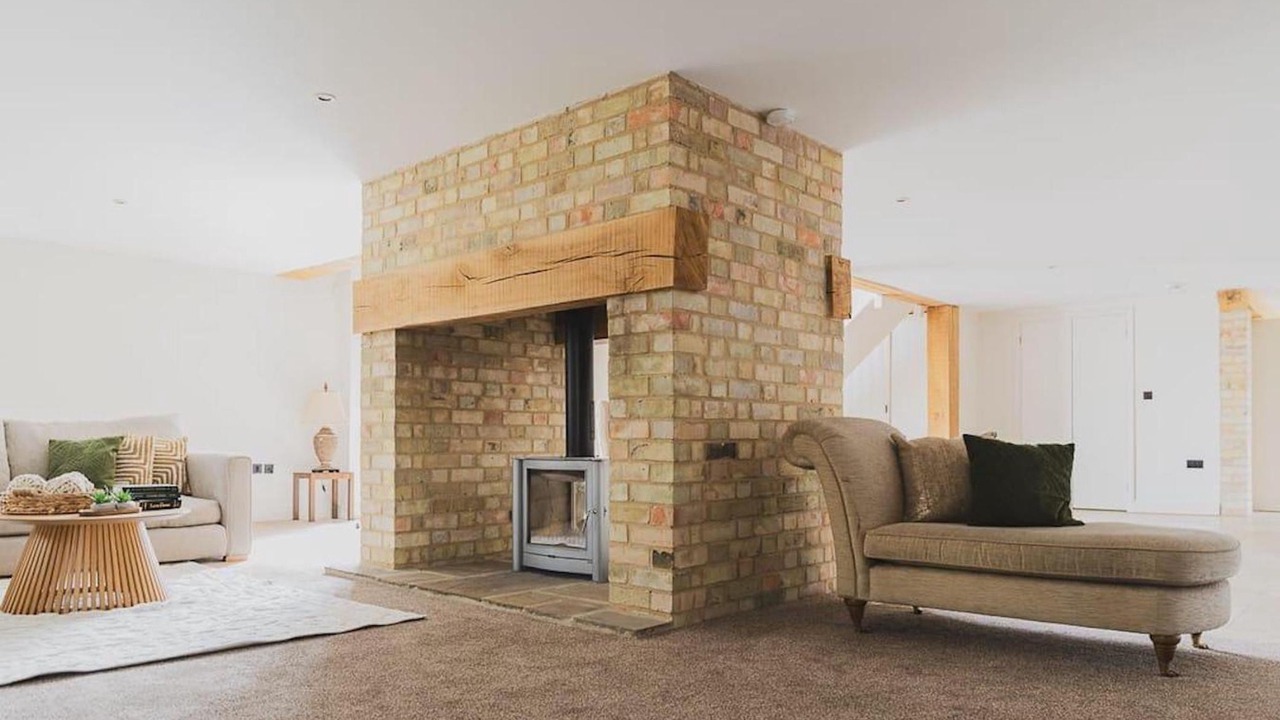 Photo of Others in Howlett End