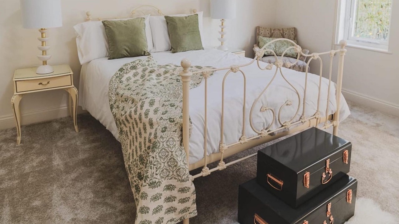 Photo of Others in Howlett End