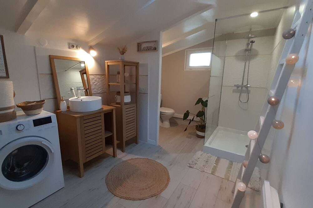 Photo of Bathroom in Authon-Ebeon